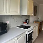 Still Indian Court Appartement