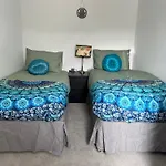 Still Indian Court Appartement *