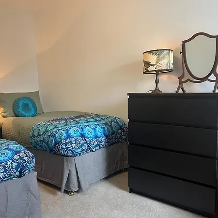 Still Indian Court Dalston